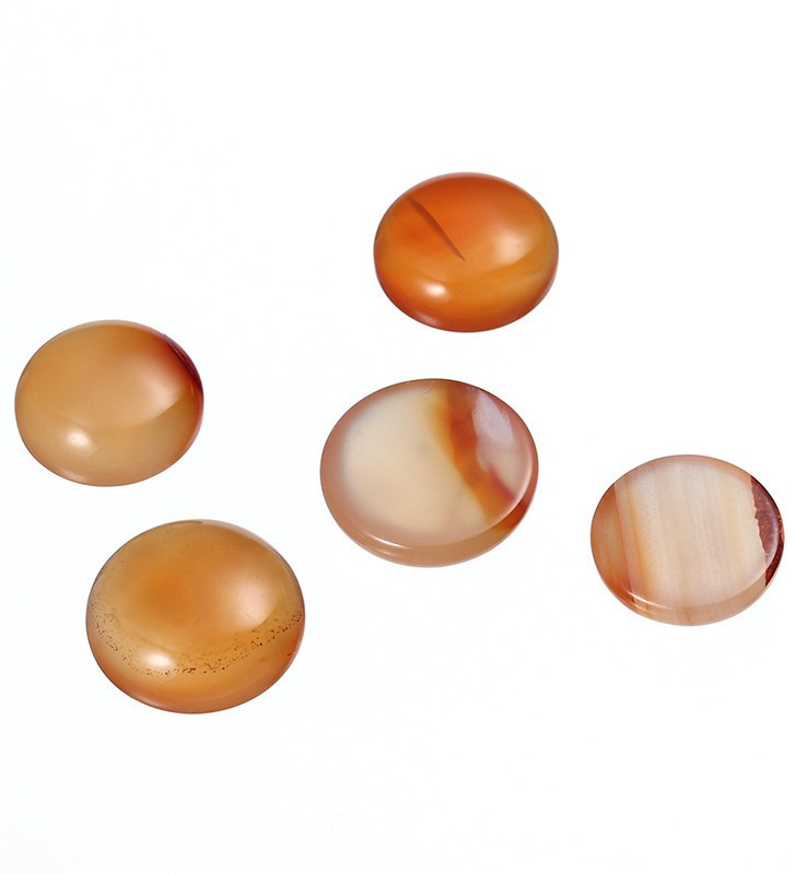 Červený Achát kabošony 4-20mm - 1Ks