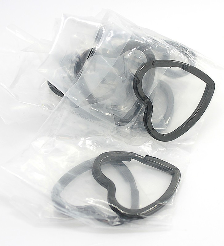 Nerezový kroužek na klíče Srdce černé 31mm - 1Ks+